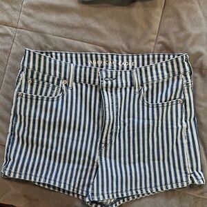 American Eagle Outfitters Blue and White Jean Shorts